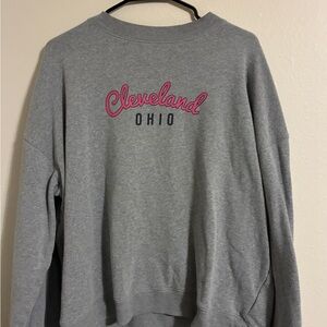 Gray Cleveland Ohio Sweatshirt women’s xl. Champion brand.